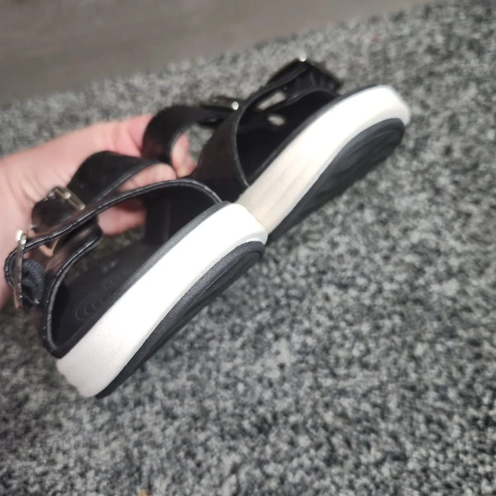 CLARKS Cloudsteppers Drift Buckle Sandal Comfort Slides Black & White Womens 11